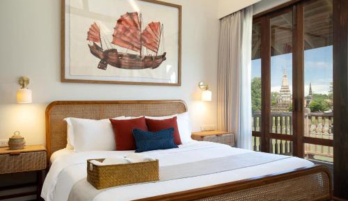King Room with Balcony
