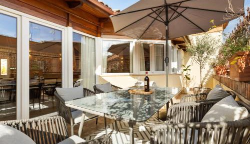 Apartment with Terrace