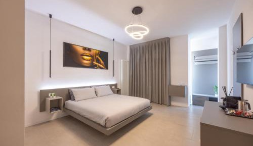 Superior King Room