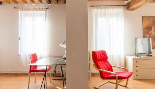 Quadruple Room with Private Bathroom