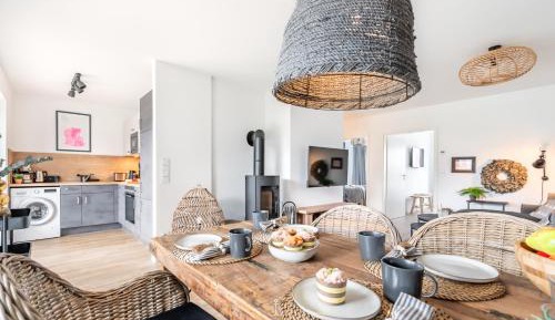 Apartment with Terrace