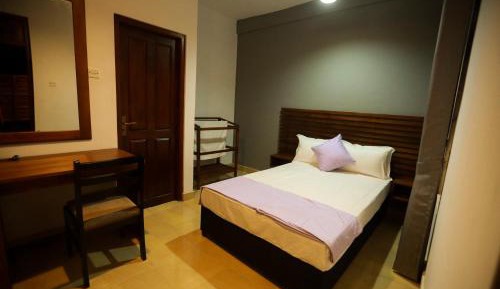 Double Room with Private Bathroom