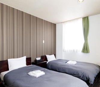 Twin Room with Private Bathroom
