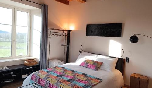 Queen Room with Garden View
