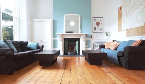 Studio Double with Shared Bathroom 