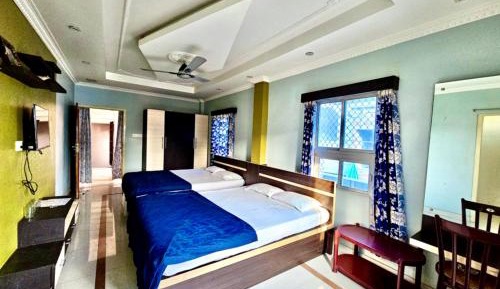 Deluxe Queen Studio 