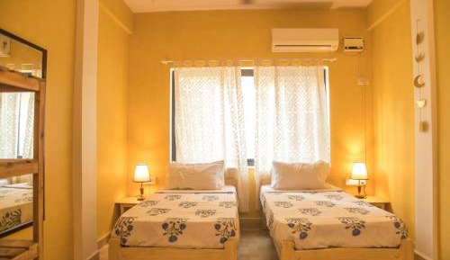 Twin Room with Private Bathroom