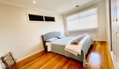Queen Room with Shared Bathroom