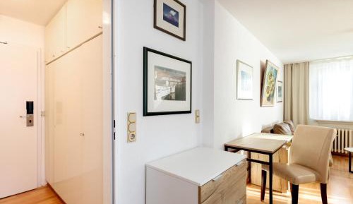 Studio Apartment