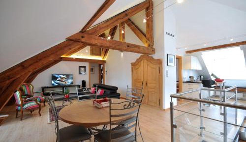 Two-Bedroom Apartment - Horizon