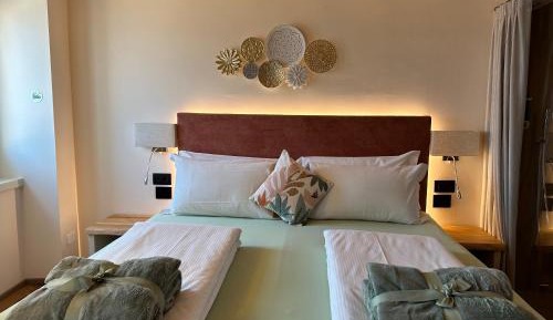 Double Room with Lake View