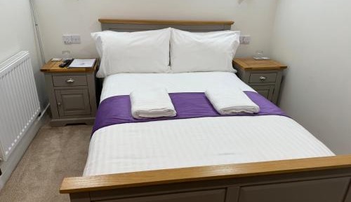 Double Room with Private Bathroom