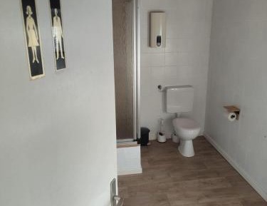 Twin Room with Shared Bathroom