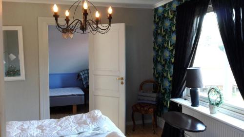Quadruple Room with Shared Bathroom