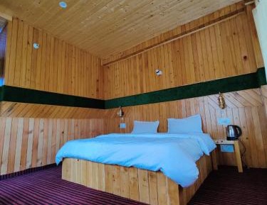 King Room with Mountain View