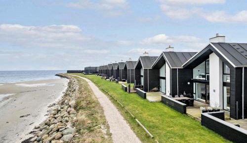 Four-Bedroom Holiday Home