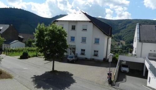 Two-Bedroom Holiday Home