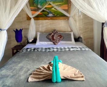 Deluxe Double Room (2 Adults + 1 Child)
