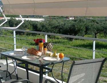 Prince Tower - Large Double Room