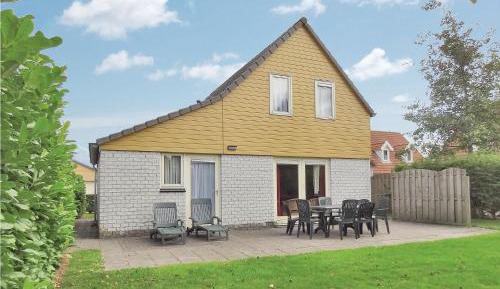 Four-Bedroom Holiday Home