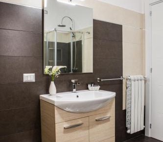 Queen Room with Balcony