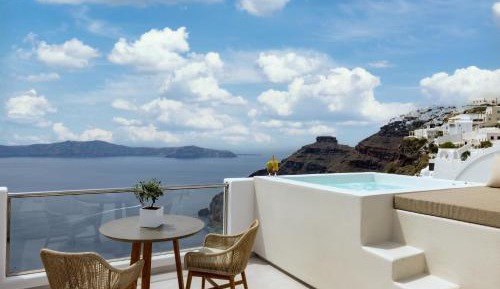 Suite with Hot Tub