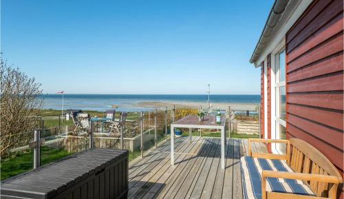 Three-Bedroom Holiday Home 