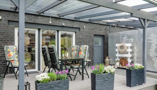 Superior One-Bedroom Apartment
