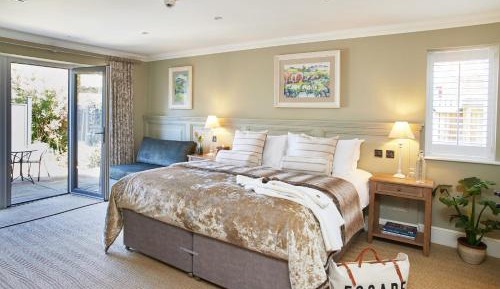 Deluxe King Room