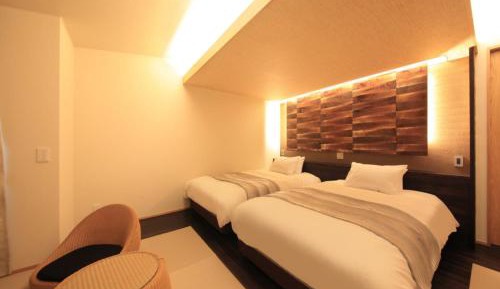 Superior Twin Room with Shower