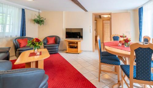 Two-Bedroom Apartment (Sooneck) - Koblenzer Str. 3