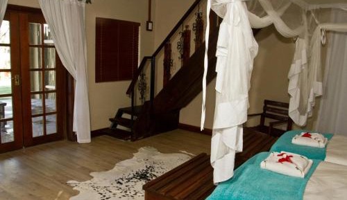 Family Bungalow (6 Adults)