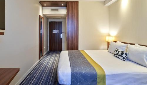 Standard Room with Free Breakfast