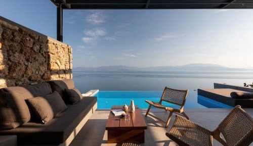 Suite with Private Pool