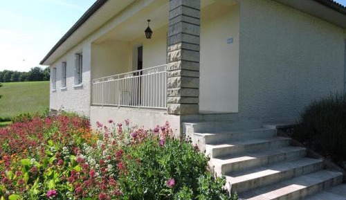 Holiday Home (8 Adults)