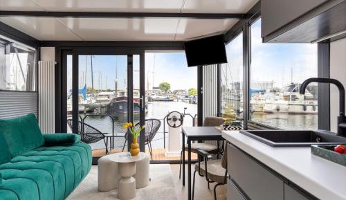 Studio with Lake View