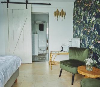 Triple Room with Garden View