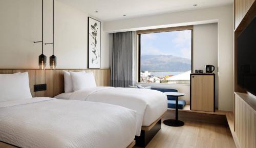 Standard Guest Room with Two Twin Beds