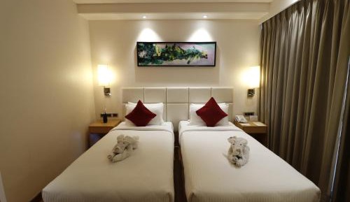 Club Twin Room