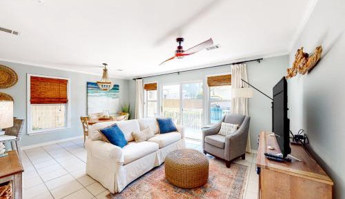 One Bedroom Apartment