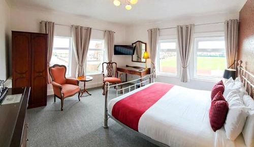 Deluxe King Room