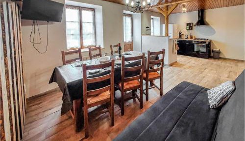 Two-Bedroom Holiday Home