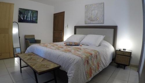 Queen Room with Pool View