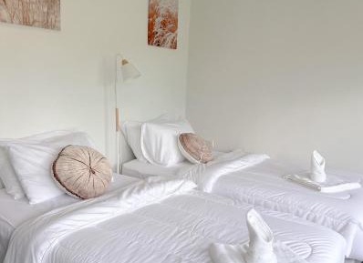 Twin Room with Mountain View