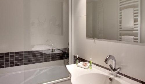 Double or Twin Room with City View