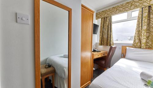 Deluxe Single Room