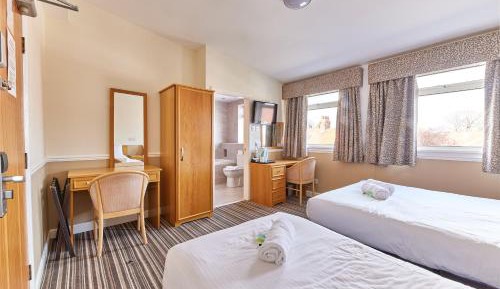 Deluxe Double or Twin Room