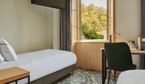 Studio with Garden View