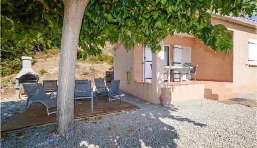 Two-Bedroom Holiday Home