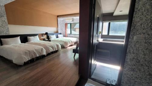 Quadruple Room with Bathroom